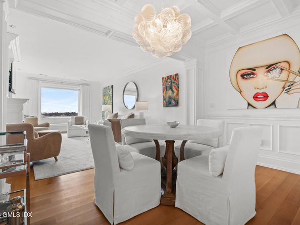 25 W Elm Street 65, Greenwich CT 06830