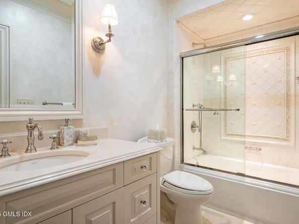 354 South Avenue, New Canaan CT 06840