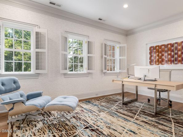354 South Avenue, New Canaan CT 06840