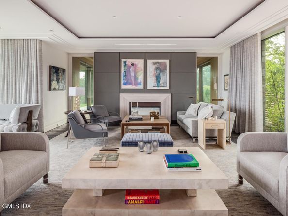 45 Binney Lane, Old Greenwich CT 06870