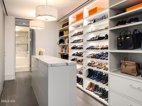 45 Binney Lane, Old Greenwich CT 06870