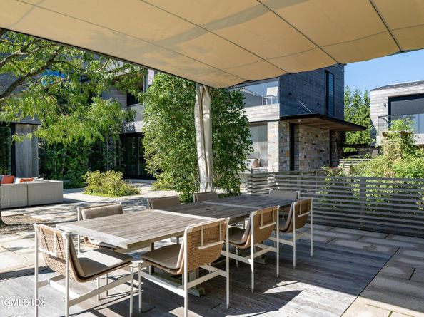 45 Binney Lane, Old Greenwich CT 06870