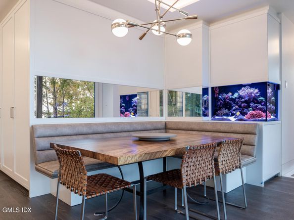 45 Binney Lane, Old Greenwich CT 06870