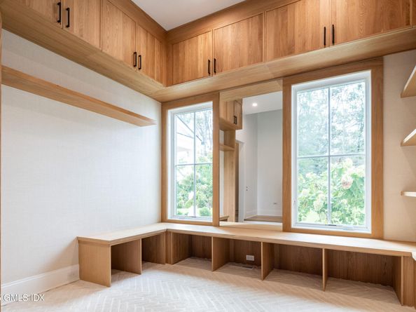 11 Winterset Road, Greenwich CT 06830