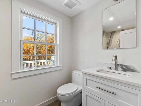 40 Howard Road, Greenwich CT 06831