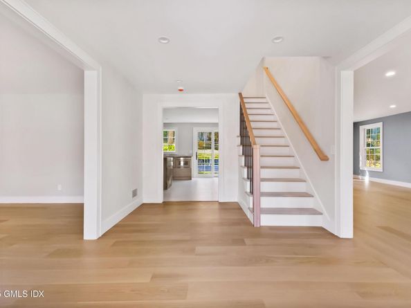 40 Howard Road, Greenwich CT 06831