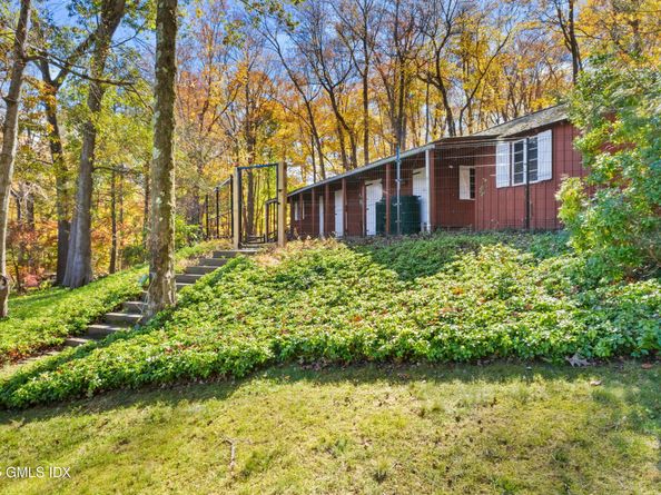 40 Howard Road, Greenwich CT 06831