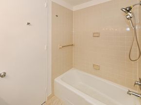 7004 Blvd East 31A, Guttenberg NJ 07093