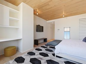 1008 Hudson Park, Edgewater NJ 07020