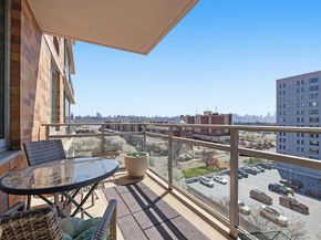 1008 Hudson Park, Edgewater NJ 07020