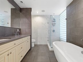 1008 Hudson Park, Edgewater NJ 07020