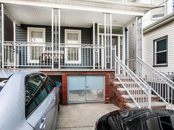 203 Pearsall Ave, Jersey City NJ 07305