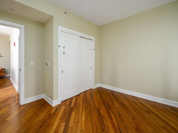 105 Greene St 1604, Jersey City NJ 07302