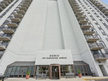 100 Manhattan Ave