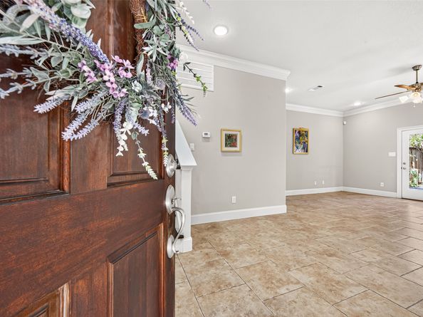 5930 Kiam Street, Houston TX 77007