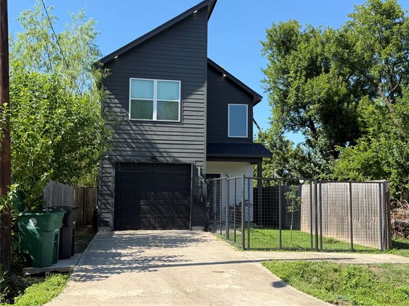 2417 Noble Street, Houston TX 77026