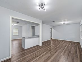 5859 Flamingo Drive, Houston TX 77033