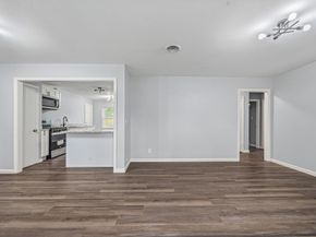 5859 Flamingo Drive, Houston TX 77033
