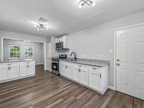 5859 Flamingo Drive, Houston TX 77033