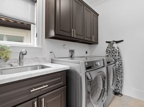 810 Old Oyster Trail, Sugar Land TX 77478