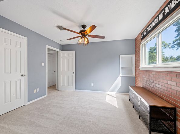 3627 Clear Falls Drive, Houston TX 77339