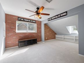 3627 Clear Falls Drive, Houston TX 77339