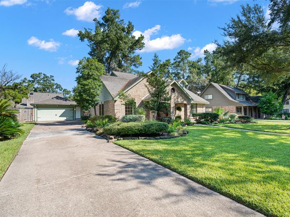 3627 Clear Falls Drive, Houston TX 77339
