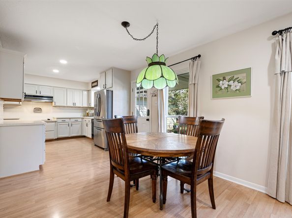 3627 Clear Falls Drive, Houston TX 77339