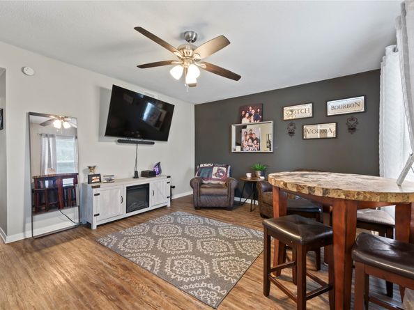 242 Saint Finans Way, Houston TX 77015