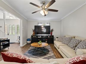 242 Saint Finans Way, Houston TX 77015