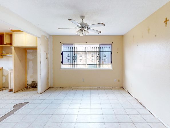 3319 Breckenridge Drive, Houston TX 77066