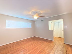 3727 Woodvalley Drive, Houston TX 77025