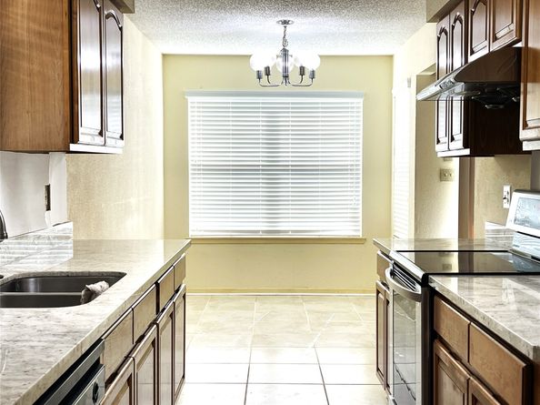 6203 Gladewell Drive, Houston TX 77072