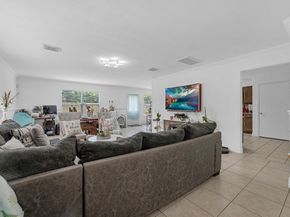 5002 Grasilla Drive, Houston TX 77045
