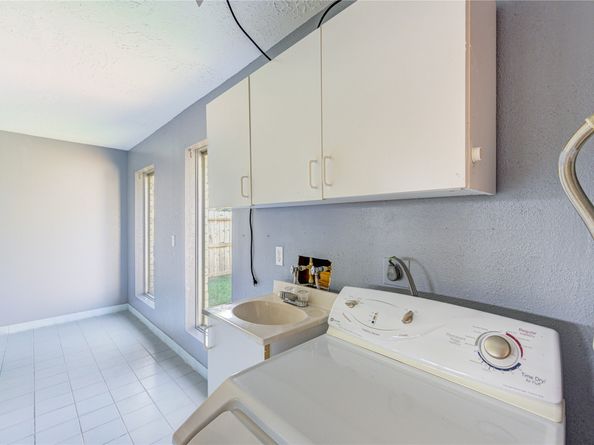 1510 Chestnut Tree Lane, Houston TX 77067
