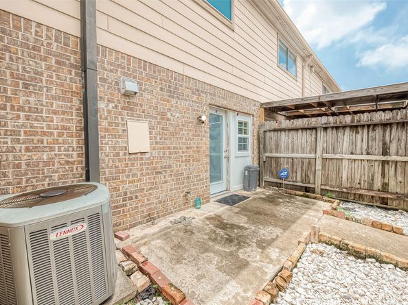 6111 Beverly Hill Street 29, Houston TX 77057