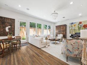 130 Park Laureate, Houston TX 77024