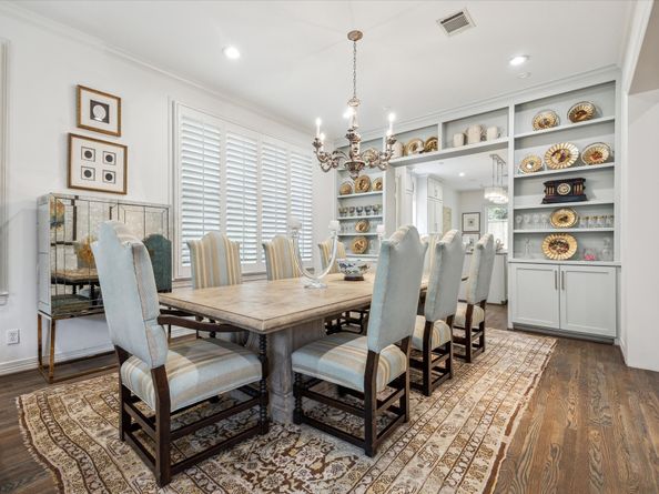 130 Park Laureate, Houston TX 77024