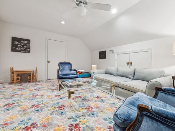 130 Park Laureate, Houston TX 77024