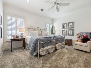 130 Park Laureate, Houston TX 77024