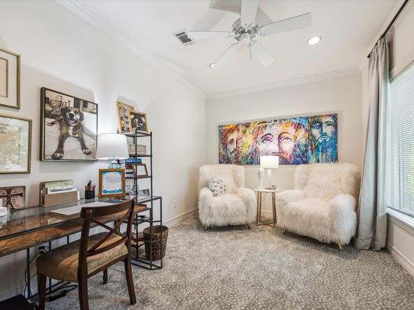 130 Park Laureate, Houston TX 77024