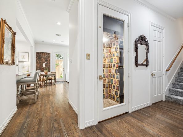 130 Park Laureate, Houston TX 77024