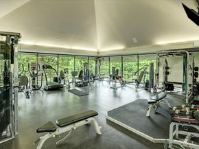 130 Park Laureate, Houston TX 77024