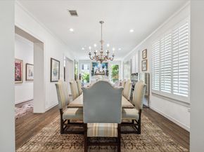 130 Park Laureate, Houston TX 77024