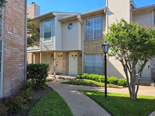 3100 Jeanetta Street 1006, Houston TX 77063