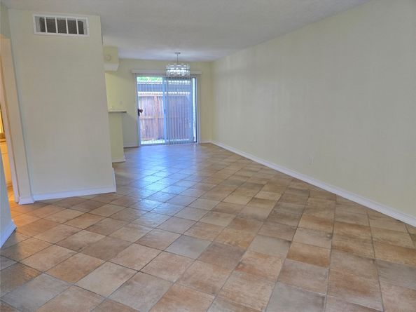 3100 Jeanetta Street 1006, Houston TX 77063
