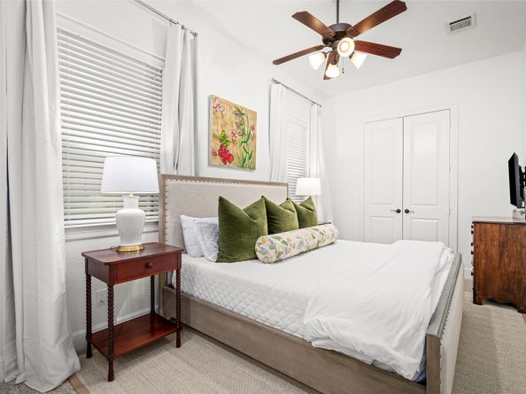 2415 Radcliffe Street, Houston TX 77007