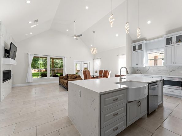 532 Carrell Street, Tomball TX 77375