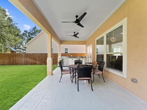 532 Carrell Street, Tomball TX 77375