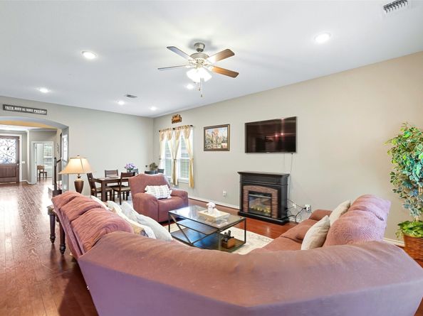 9710 Wild Orange Court, Spring TX 77379